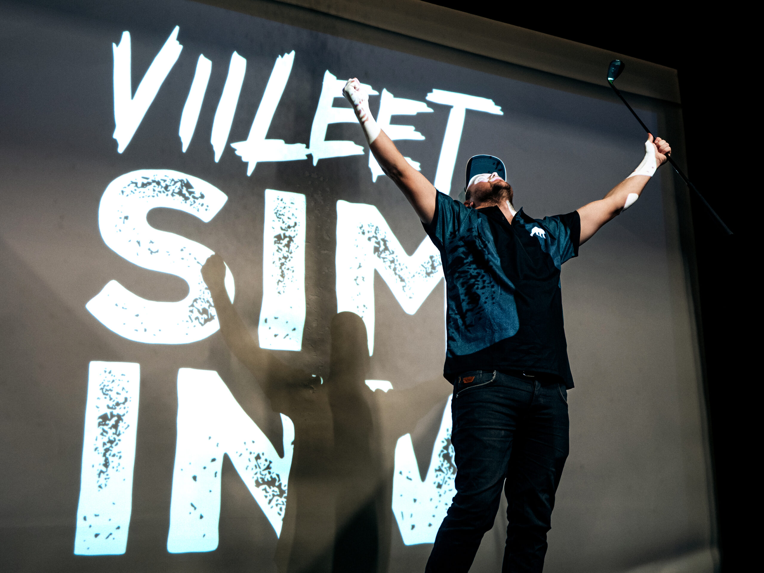 NIKKE TYRY ON VIILEET SIM INVITATIONALIN MESTARI